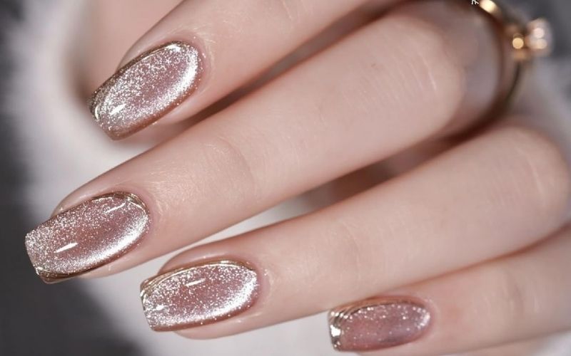 Nail mắt mèo đơn giản nhưng nổi bật