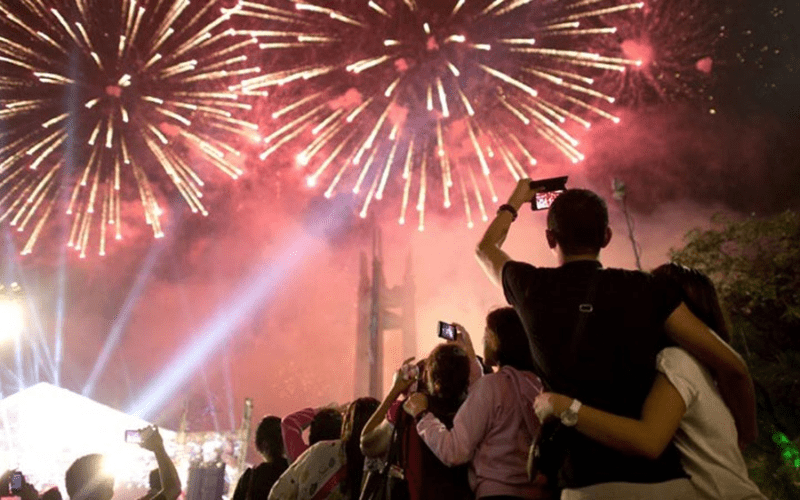 Tuân thủ các hướng dẫn của lực lượng chức năng khi xem pháo hoa đêm giao thừa