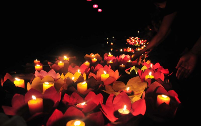 Things to note during the full moon of the seventh lunar month.