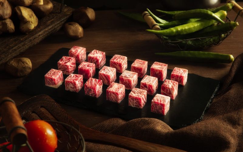 Thịt bò Fuji mềm mọng, chuẩn vị cho quán lẩu nướng