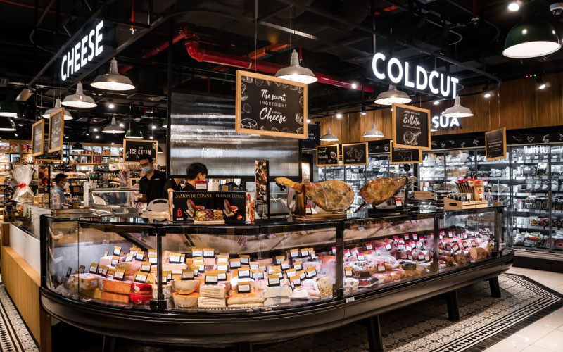 Thịt nguội cao cấp chuẩn Châu Âu của Annam Gourmet với quầy Deli tươi cắt lát tại chỗ
