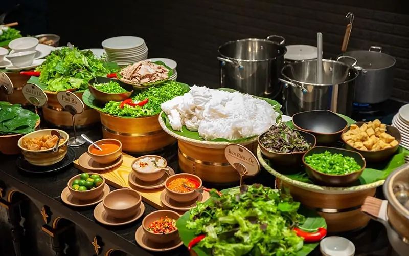 Thực đơn đa dạng và chất lượng món ăn tại Sen Tây Hồ