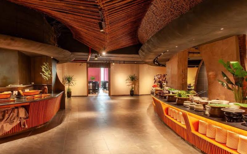 International Buffet Area at Sen Tay Ho